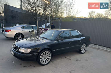 Седан Audi 100 1994 в 