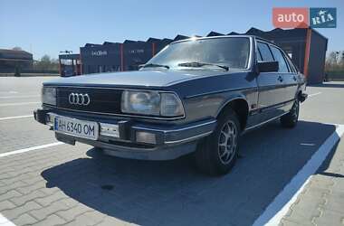Седан Audi 100 1981 в 