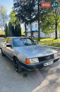Седан Audi 100 1987 в 