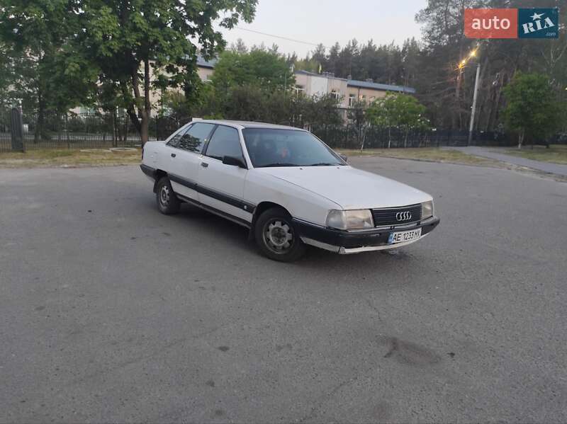 Audi 100 1986
