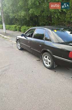 Седан Audi 100 1992 в 