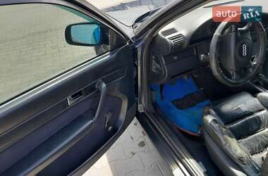 Седан Audi 100 1993 в 