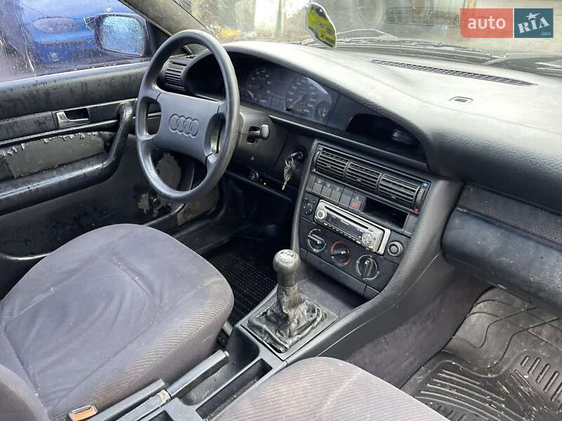 Седан Audi 100 1991 в Полтаві