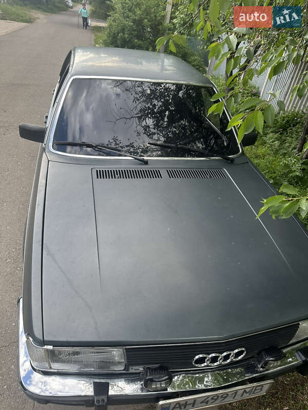 Седан Audi 100 1982 в Краматорске