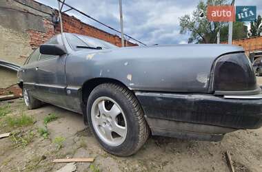 Седан Audi 100 1990 в 