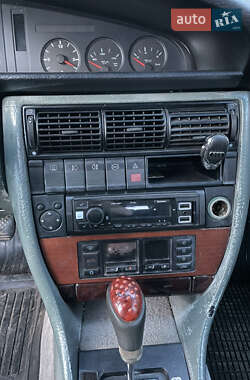 Седан Audi 100 1991 в 