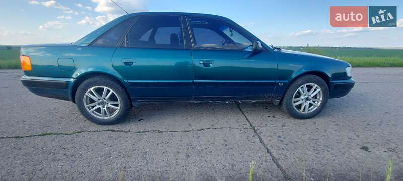 Седан Audi 100 1993 в Харькове