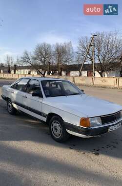Седан Audi 100 1986 в 