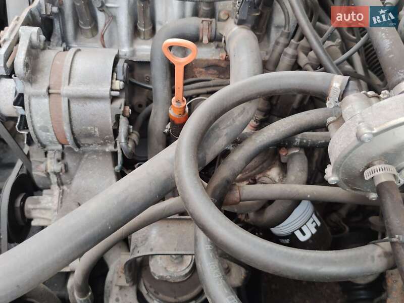 Седан Audi 100 1992 в Яготине