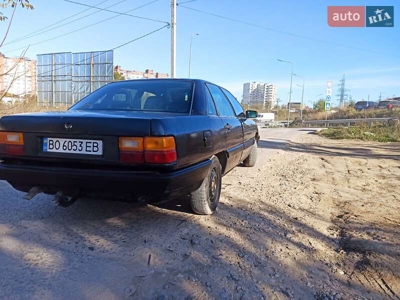 Седан Audi 100 1987 в Тернополі