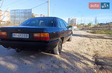 Седан Audi 100 1987 в 