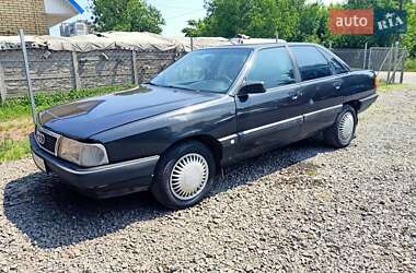 Седан Audi 100 1989 в Шептицькому