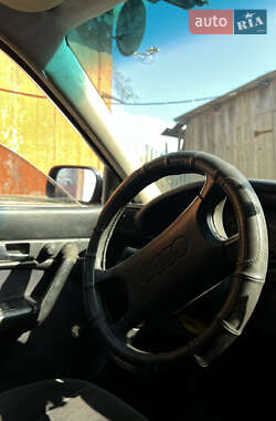 Седан Audi 100 1991 в 