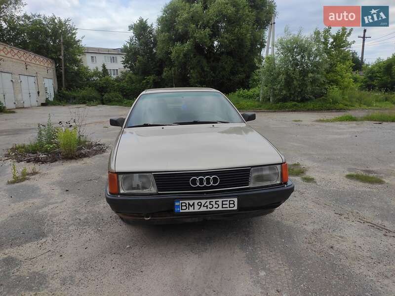 Универсал Audi 100 1989 в Глухове