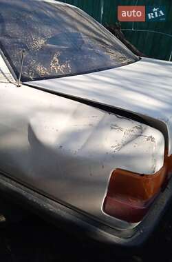 Седан Audi 100 1987 в 