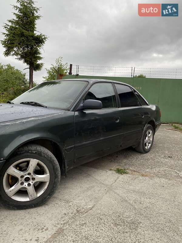 Седан Audi 100 1994 в Дрогобичі