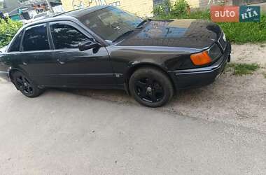 Седан Audi 100 1991 в Глухове