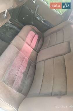 Седан Audi 100 1986 в 