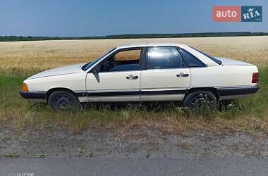 Седан Audi 100 1986 в 