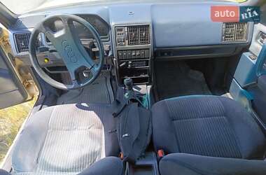 Седан Audi 100 1986 в 