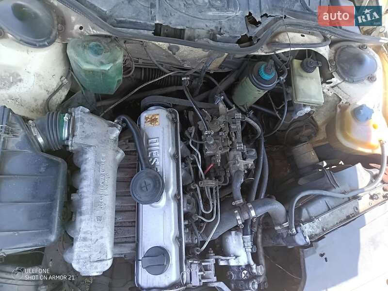 Седан Audi 100 1986 в Козятині