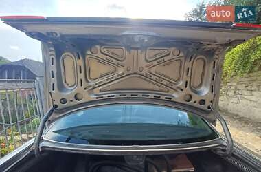 Седан Audi 100 1988 в 