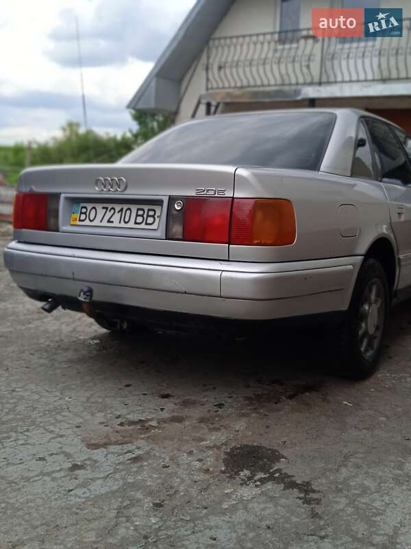 Седан Audi 100 1992 в Тернополі