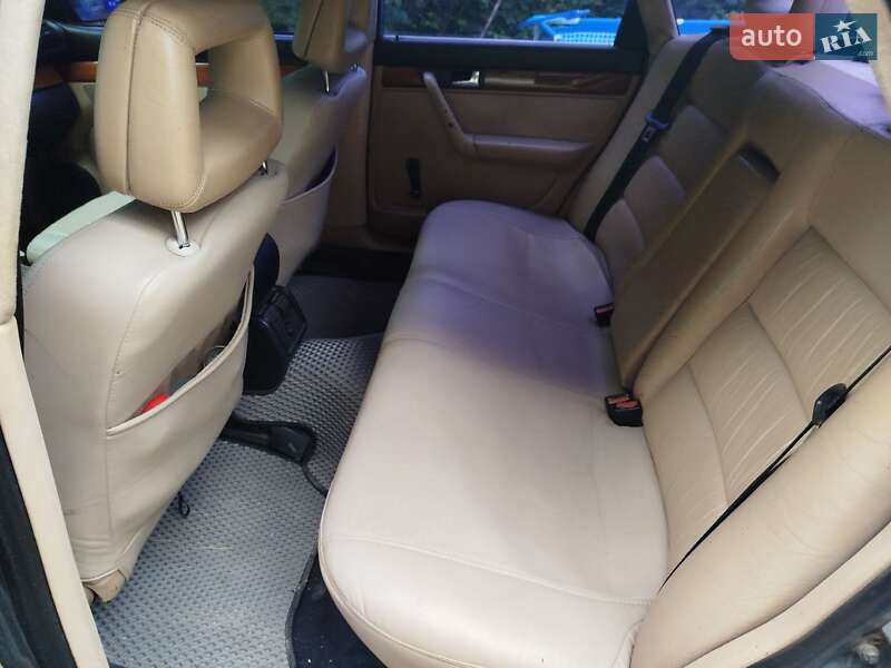 Седан Audi 100 1991 в Бобрке