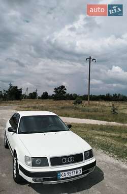 Седан Audi 100 1993 в Заречном