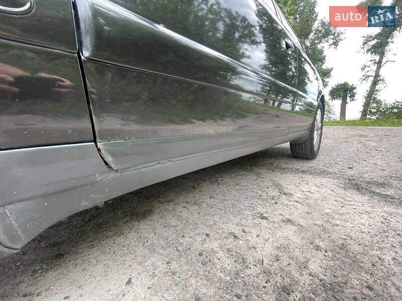 Седан Audi 100 1992 в Броварах