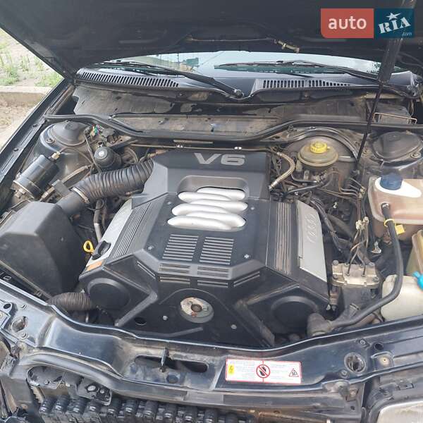 Седан Audi 100 1992 в Днепре