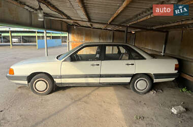 Седан Audi 100 1985 в 