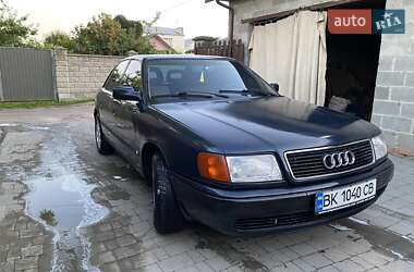 Седан Audi 100 1992 в Ровно