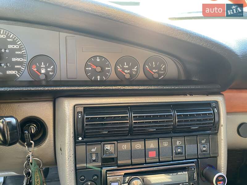 Седан Audi 100 1992 в Ровно