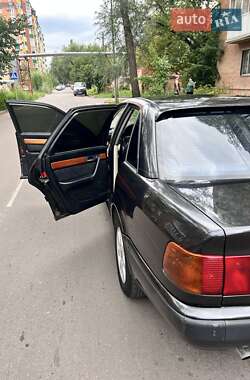 Седан Audi 100 1992 в 