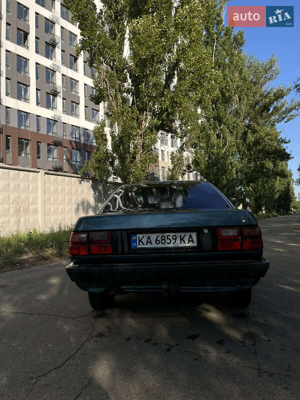 Седан Audi 100 1991 в Киеве