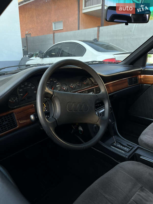 Седан Audi 100 1991 в Киеве