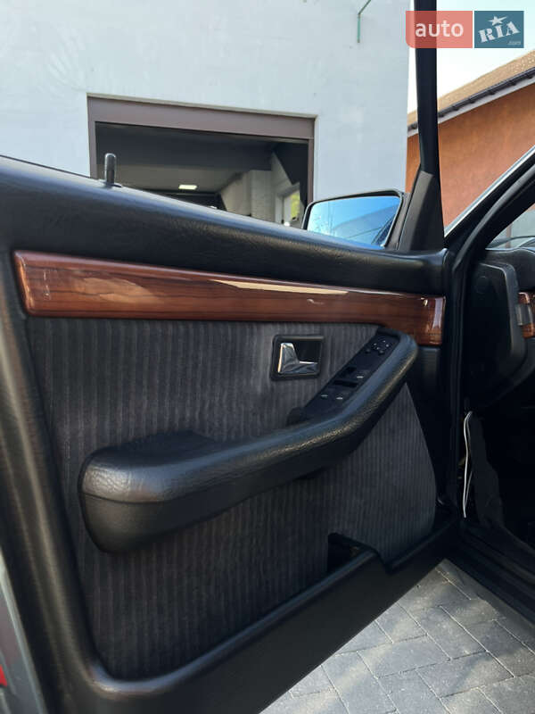 Седан Audi 100 1991 в Киеве