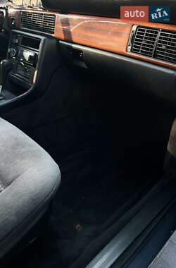 Седан Audi 100 1991 в Киеве
