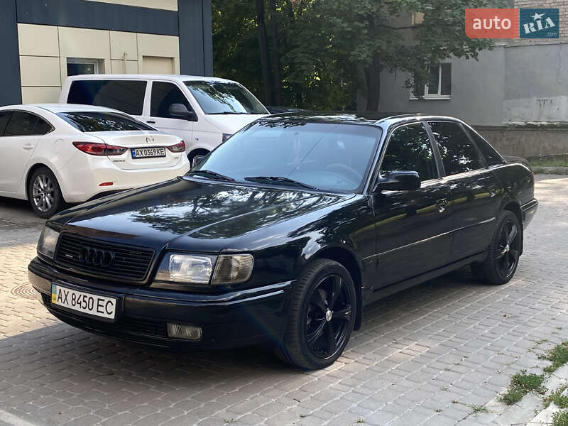 Седан Audi 100 1994 в 
