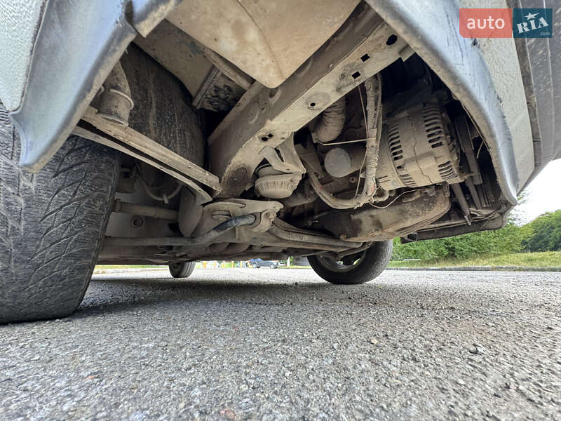 Седан Audi 100 1984 в Ивано-Франковске