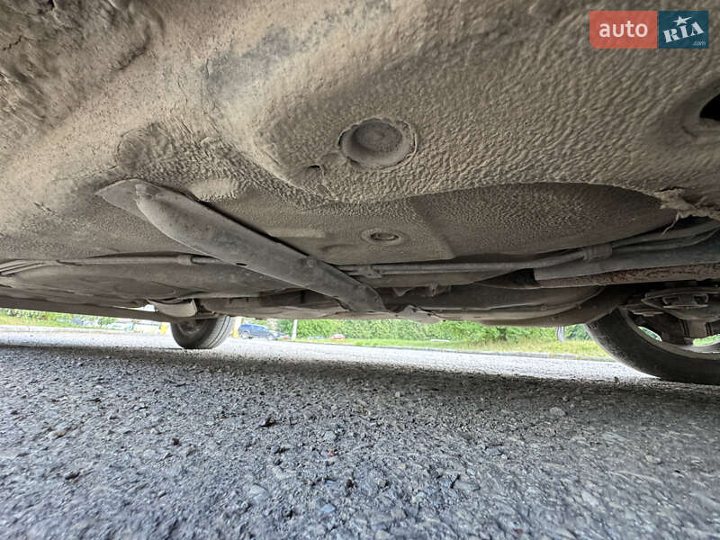 Седан Audi 100 1984 в Ивано-Франковске
