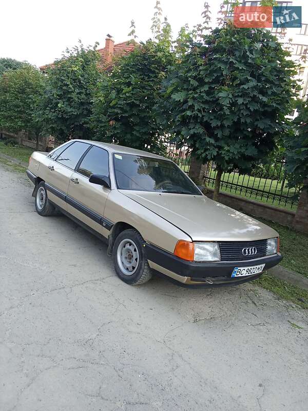 Audi 100 1985