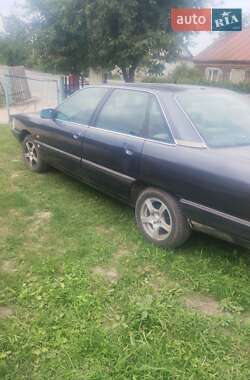 Седан Audi 100 1990 в 