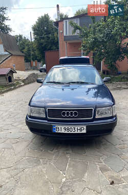 Седан Audi 100 1992 в Хороле