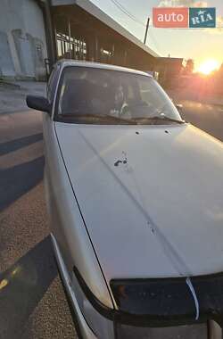 Седан Audi 100 1991 в 