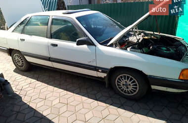 Седан Audi 100 1988 в  фото 6 Седан Audi 100 1988 в