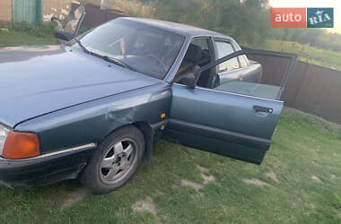 Седан Audi 100 1989 в 