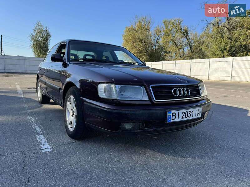 Седан Audi 100 1993 в Кременчуге
