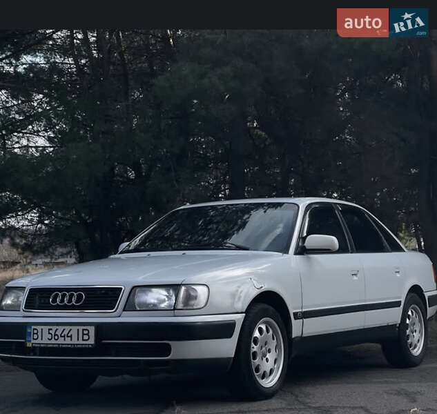 Седан Audi 100 1994 в Горишних Плавнях